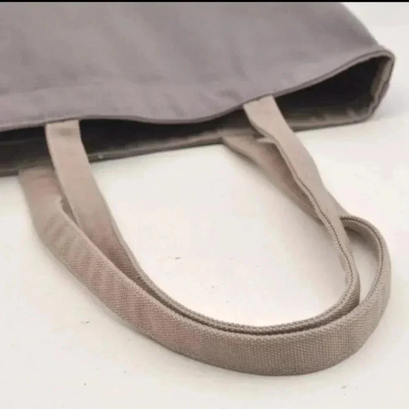 Louis Vuitton Fondation Exclusive Shoulder Tote Bag Canvas Gray - Picture 14 of 14